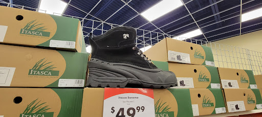 Shoe Store «Shoe Carnival», reviews and photos, 2105 N Prospect Ave, Champaign, IL 61822, USA