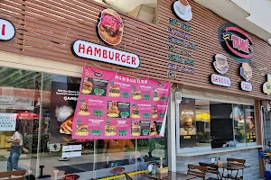 Tuki Çarşaflı & Hamburger image