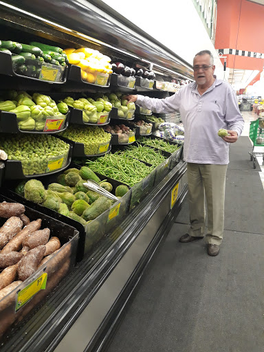 Grocery Store «Fiesta», reviews and photos, 3909 N Interstate 35 Service Rd, Austin, TX 78722, USA