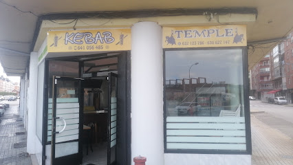 Dani Kebab Temple - C. Ramón González Alegre, 7, 24400 Ponferrada, León, Spain