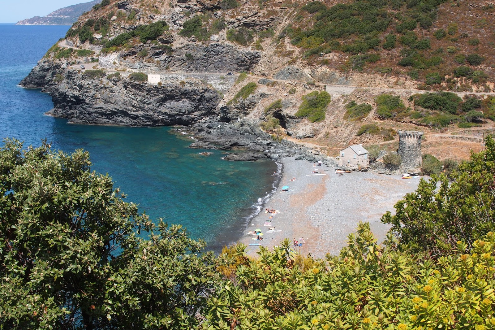 Photo de Negro beach avec roches de surface