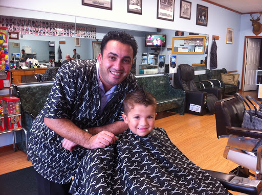 Barber Shop «ACE OF CUTS BARBERSHOP», reviews and photos, 272 Higbie Ln, West Islip, NY 11795, USA