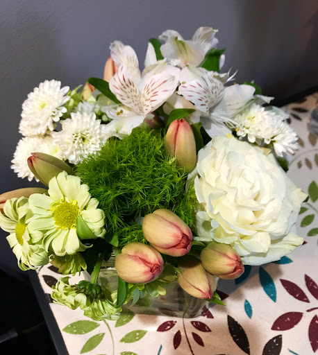 Florist «Celidan Creations, Inc.», reviews and photos, 152 W Gartner Rd #112, Naperville, IL 60540, USA