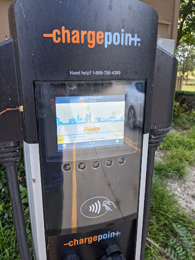 Electric vehicle charging station Plano