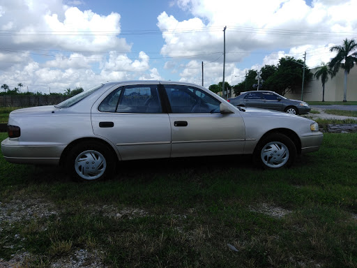 Auto Body Shop «Lorenzos Bodyshop», reviews and photos, 160 SW 9th Ave, Homestead, FL 33030, USA