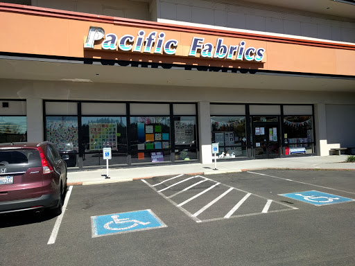 Pacific Fabrics, 838 NE Northgate Way, Seattle, WA 98125, USA, 