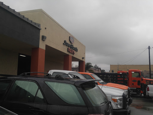 Paint Store «Dunn-Edwards Paints - Hoover», reviews and photos, 2001 S Hoover St, Los Angeles, CA 90007, USA