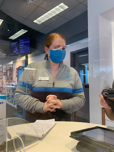 Cell Phone Store «AT&T», reviews and photos, 180 N Moorpark Rd, Thousand Oaks, CA 91360, USA