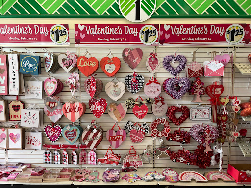 Dollar Store «Dollar Tree», reviews and photos, 1330 Butterfield Rd, Downers Grove, IL 60515, USA