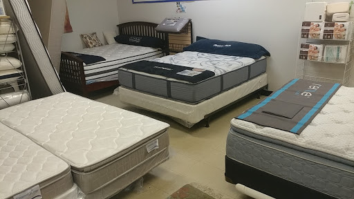 Mattress Store «Michigan Discount Mattress», reviews and photos, 24774 Crestview, Farmington Hills, MI 48335, USA