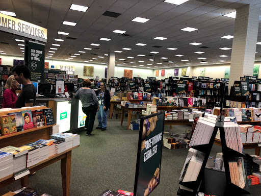 Book Store «Barnes & Noble», reviews and photos, 5141 Peachtree Pkwy, Norcross, GA 30092, USA