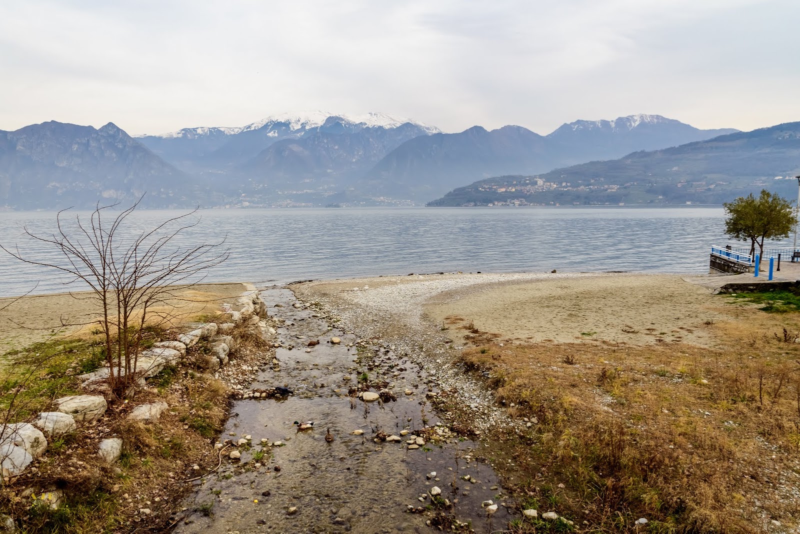 Photo of Spiaggetta pubblica and the settlement