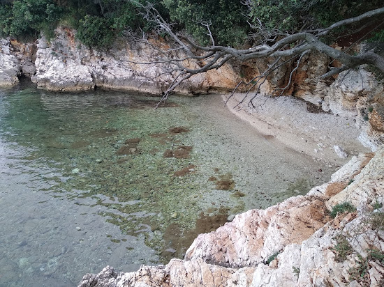 Mali Portluk beach