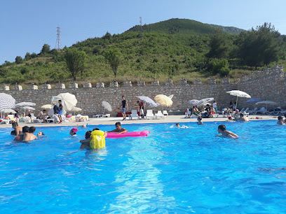 Serdivan Kale Yarı Olimpik Yüzme Havuzu