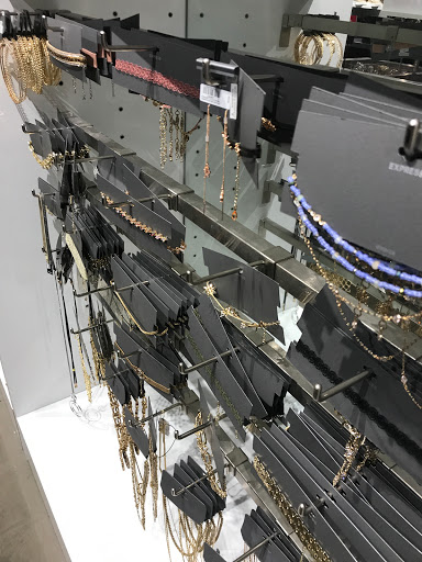 Clothing Store «Express», reviews and photos, 6847 Springfield Mall, Springfield, VA 22150, USA