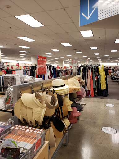 Department Store «Nordstrom Rack Miracle Marketplace», reviews and photos, 3301 Coral Way, Miami, FL 33145, USA