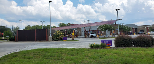 Sam's Xpress Car Wash en Hickory