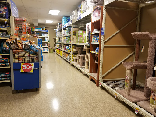 Pet Supply Store «PetSmart», reviews and photos, 1521 Golden Gate Plaza, Mayfield Heights, OH 44124, USA
