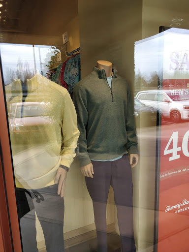 Clothing Store «The North Face», reviews and photos, 1001 N Arney Rd Ste 900, Woodburn, OR 97071, USA