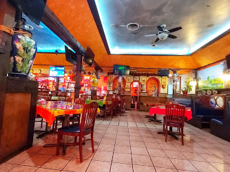 Cheo's House Mexican Grill & Bar