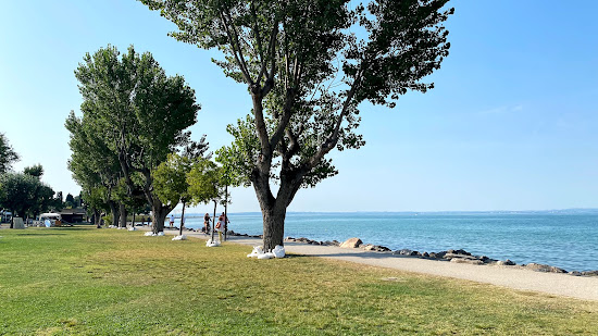 Lido di Cisano Beach