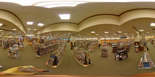Book Store «Barnes & Noble», reviews and photos, 4010 S Tamiami Trail, Sarasota, FL 34231, USA