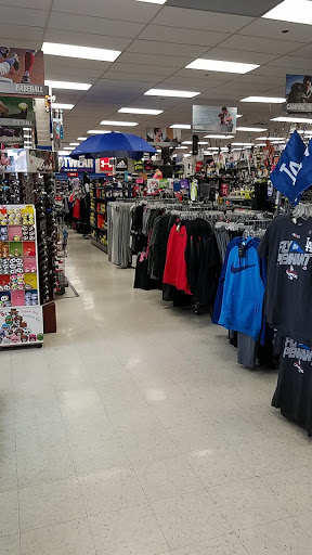 Sporting Goods Store «Big 5 Sporting Goods - Pico Rivera», reviews and photos, 9426 Whittier Blvd, Pico Rivera, CA 90660, USA