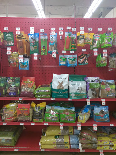 Pet Supply Store «Petco Animal Supplies», reviews and photos, 520 Woodside Rd, Redwood City, CA 94061, USA
