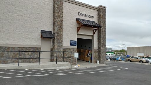 New Horizons Thrift Store, 745 Desert Flower Blvd, Pueblo, CO 81001, Thrift Store
