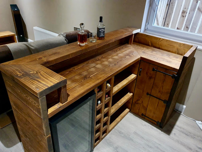 New Forest Rustic Furniture - Southampton