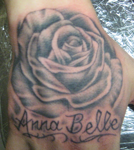 Tattoo Shop «Lady Luck Tattoo Studio», reviews and photos, 220 N Benton St, Woodstock, IL 60098, USA