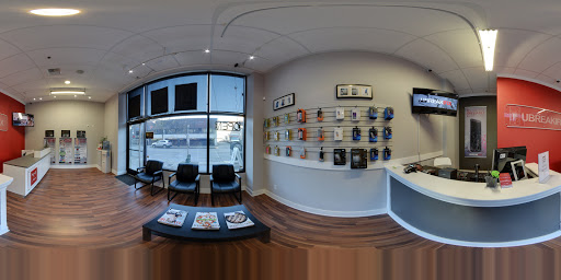 Electronics Repair Shop «uBreakiFix», reviews and photos, 4730 University Way NE Suite 101, Seattle, WA 98105, USA