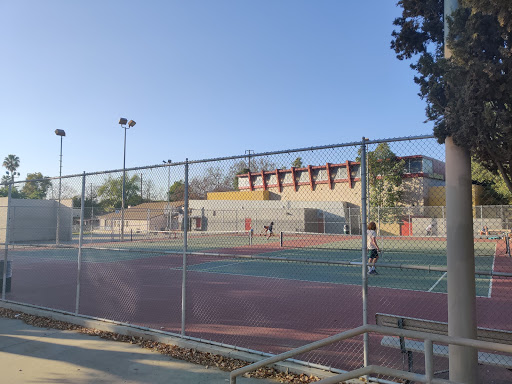 Recreation Center «Yosemite Recreation Center», reviews and photos, 1840 Yosemite Dr, Los Angeles, CA 90041, USA