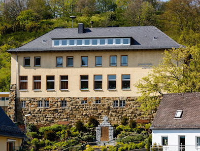 Grundschule Nanzenbach Vorm Hübschbeul 1, 35690 Dillenburg, Deutschland