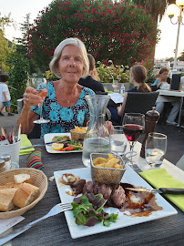 Plats et boissons du Restaurant Club House Domaine Hauts Vaugrenier à Villeneuve-Loubet - n°2