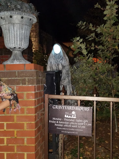 Tourist Attraction «Davis Graveyard», reviews and photos, 8703 SE 43rd Ave, Milwaukie, OR 97222, USA