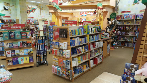 Book Store «Barnes & Noble», reviews and photos, 3000 Prairie Center Dr, Eden Prairie, MN 55344, USA