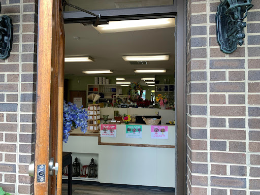 Llanes Flower Shop, LLC