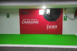 Zeon Charging Station image