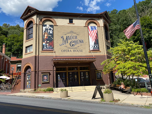 Live Music Venue «The Mauch Chunk Opera House», reviews and photos, 14 W Broadway, Jim Thorpe, PA 18229, USA