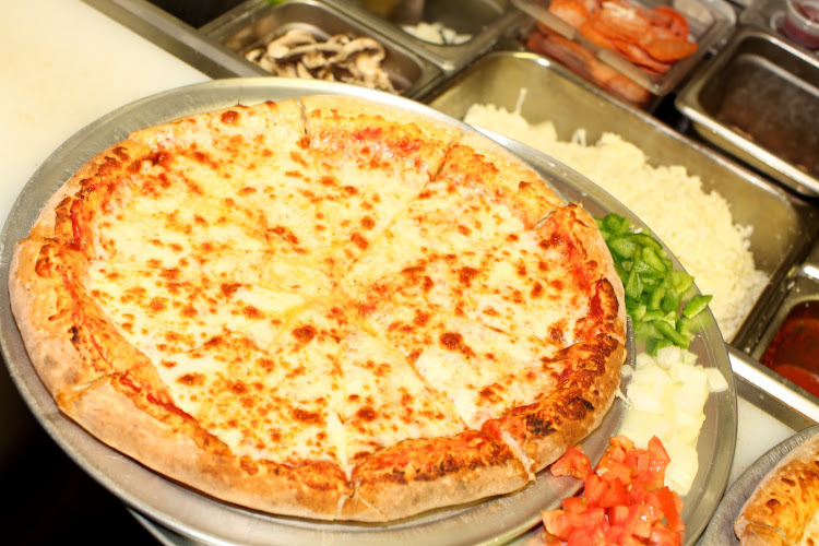 #11 best pizza place in Paso Robles - Manny's Pizza & Grill