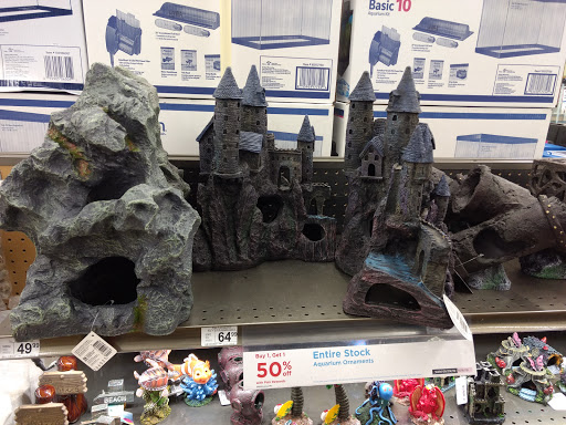 Pet Supply Store «Petco Animal Supplies», reviews and photos, 517 N 3rd Pl, Manhattan, KS 66502, USA