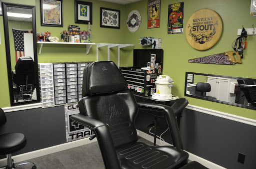 Tattoo Shop «Tempest Tattoo Studio», reviews and photos, 714 E College St, Dickson, TN 37055, USA