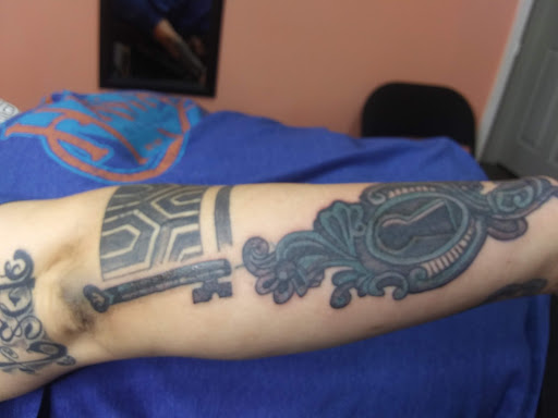 Explore mom and daughter tattoos ideas, creative tattoo ideas in Montgomery, available at House of Ink- Tattoos and Piercing