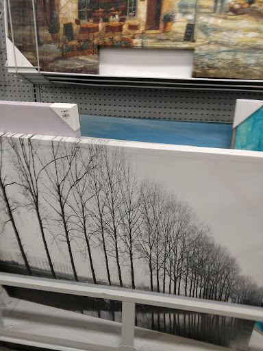 Home Goods Store «At Home», reviews and photos, 6060 E Main St, Columbus, OH 43213, USA