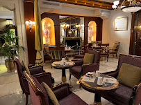 Photos des visiteurs du Restaurant servant le petit-déjeuner Hôtel Napoléon à Paris - n°13