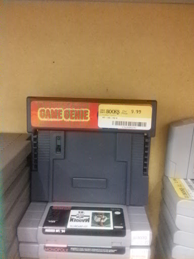 Book Store «Half Price Books», reviews and photos, 31 Orland Square Dr, Orland Park, IL 60462, USA