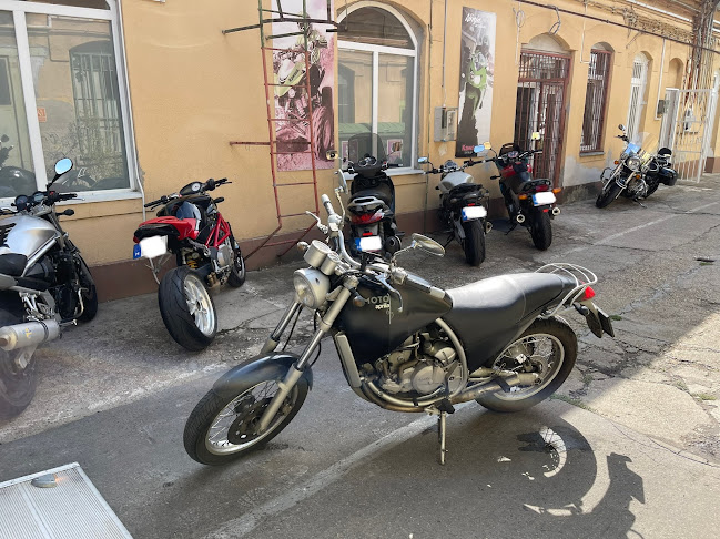 Értékelések erről a helyről: Motormentés rejtett költségek nélkül, Gödöllő - Motorkerékpár-üzlet