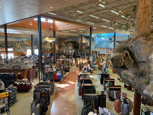 Sporting Goods Store «Bass Pro Shops», reviews and photos, 7777 Victoria Gardens Ln, Rancho Cucamonga, CA 91739, USA