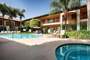Best Western San Dimas Hotel & Suites image